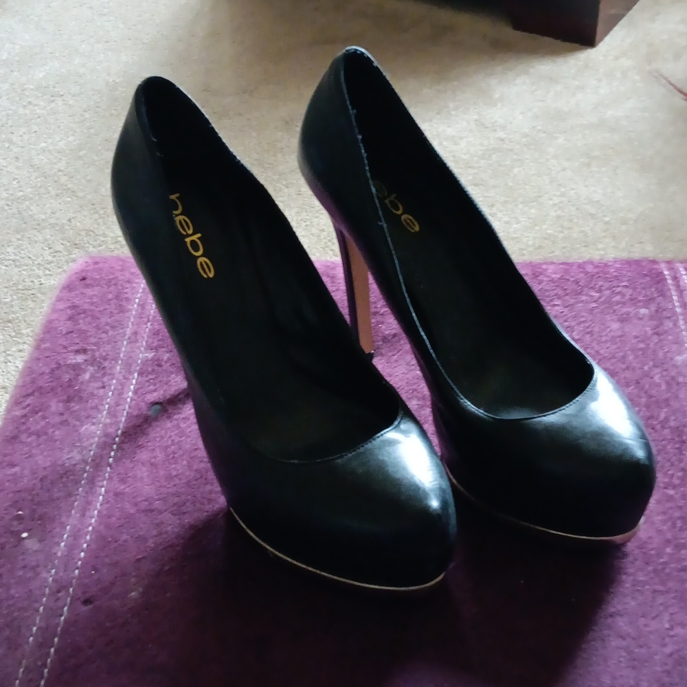 BeBe Heels